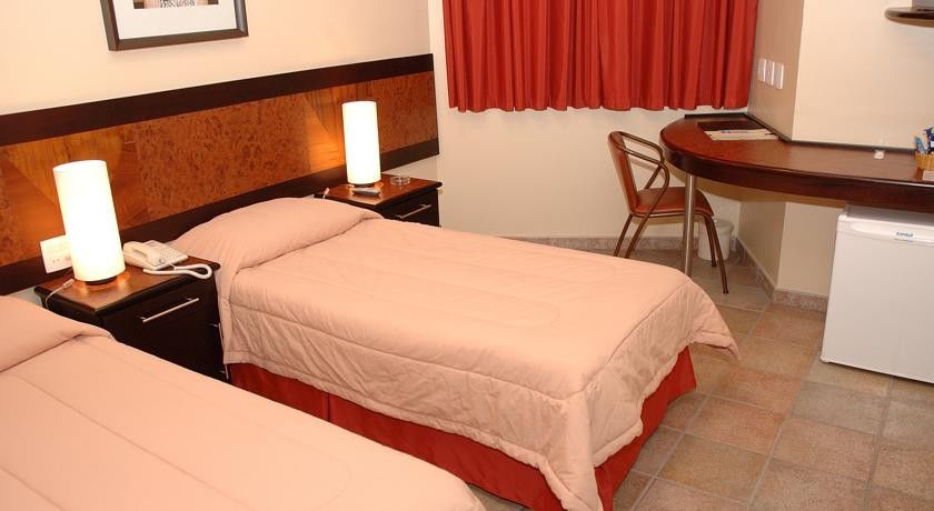Hotel Dom Henrique Timoteo Экстерьер фото