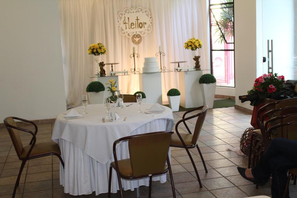 Hotel Dom Henrique Timoteo Экстерьер фото