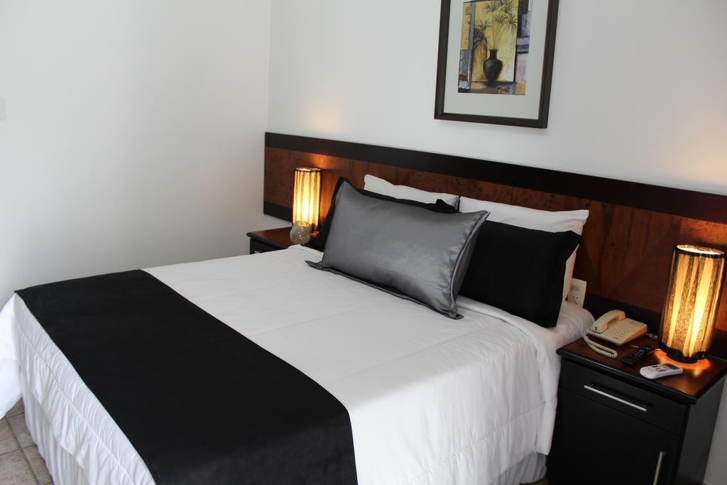 Hotel Dom Henrique Timoteo Экстерьер фото