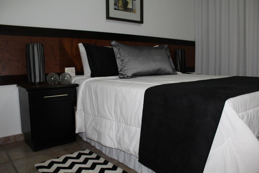 Hotel Dom Henrique Timoteo Экстерьер фото