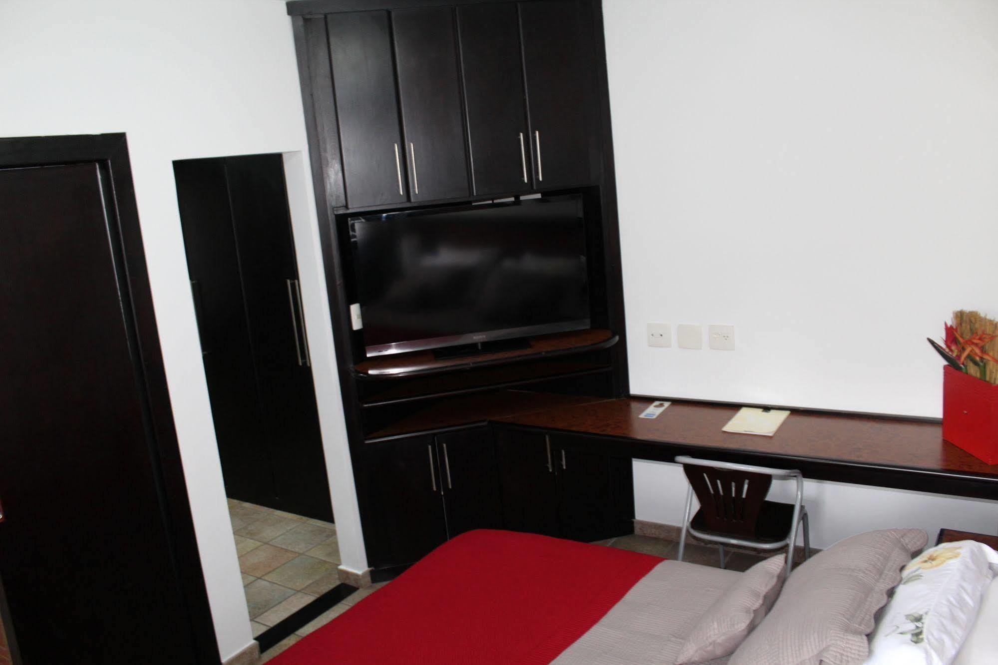 Hotel Dom Henrique Timoteo Экстерьер фото